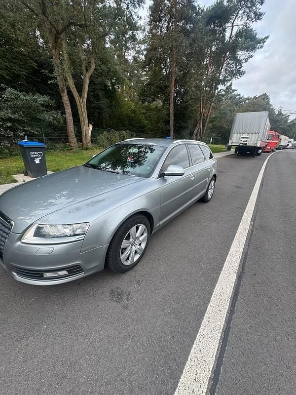 Grau Gebraucht 2009 Audi A6 Kombi | 3.850 € (Superpreis) - Bild 1/4