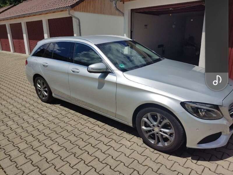 Silber Gebraucht 2015 Mercedes C220 Kombi | 12.500 € (Superpreis) - Bild 1/4
