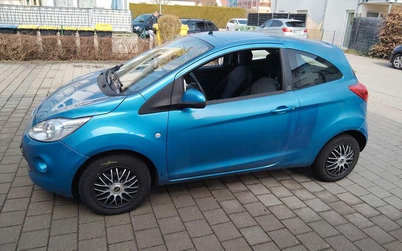 Gebraucht Ford Ka Trend 70 PS (51 kW) 2009 Blau Kleinwagen