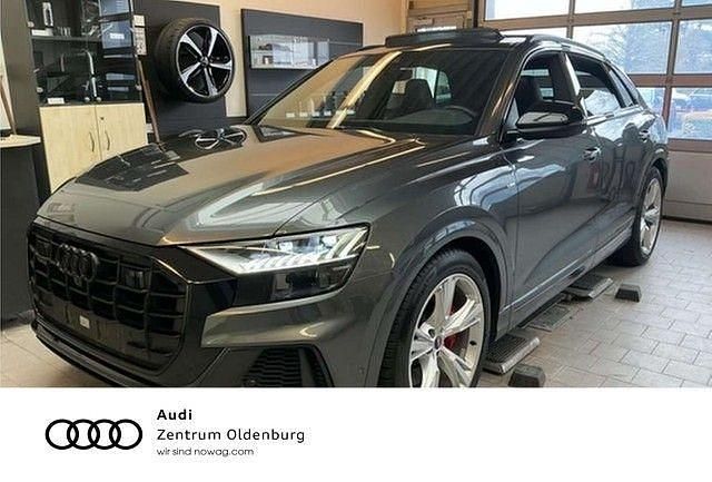 Gebraucht Audi Q8 Ambiente 462 PS (339 kW) 2021 Daytonagrau perleffekt SUV