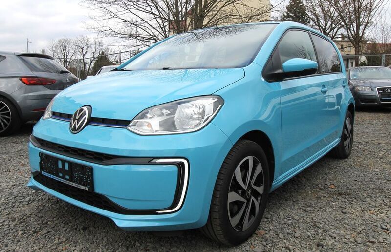 Blau Gebraucht 2021 VW e-up! Active Kleinwagen | 11.880 € (Fairer Preis) - Bild 1/4