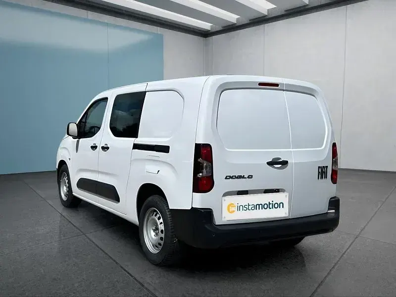 Neu Fiat Doblò 131 PS (96 kW) 2026 Weiß Van / Kleinbus
