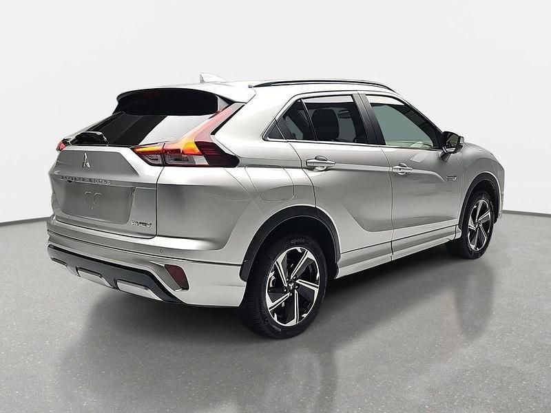 Gebraucht Mitsubishi Eclipse Cross Select 188 PS (138 kW) 2025 Sterling silver metallic SUV