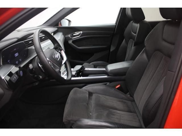 Gebraucht Audi e-tron Sportback Ambiente 230 kW (313 PS) 2021 Catalunyarot metallic SUV