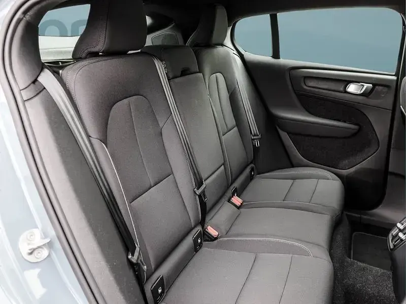 Gebraucht Volvo C40 Single Motor 169 kW (231 PS) 2023 Grau SUV