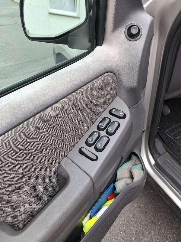 Gebraucht 2005 Ford Explorer SUV | 2.000 € - Bild 1/4