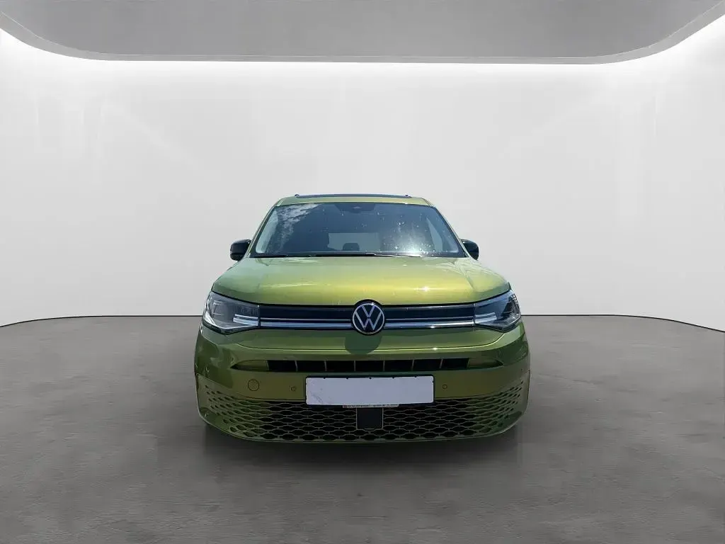 Gebraucht VW Caddy Move 122 PS (89 kW) 2021 Gruen Van / Kleinbus