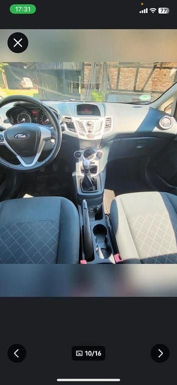 Gebraucht Ford Fiesta Trend 82 PS (60 kW) 2011 Violett Kleinwagen