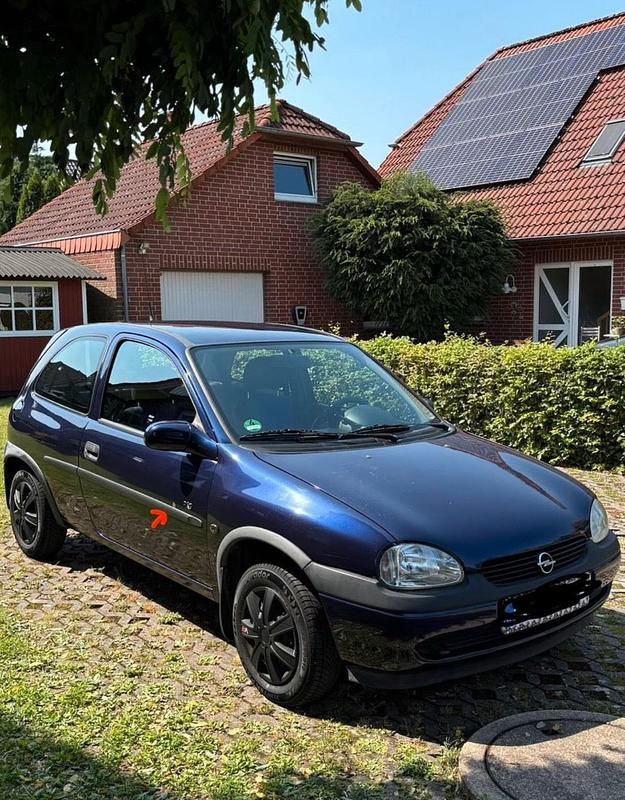 Blau Gebraucht 1999 Opel Corsa Kleinwagen | 1.450 € (Teuer) - Bild 1/4