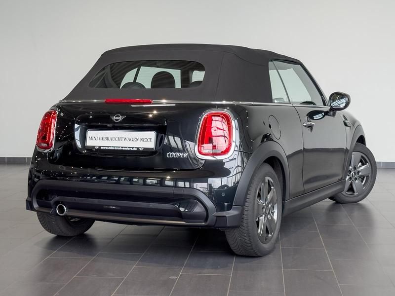 Gebraucht Mini Cooper 136 PS (100 kW) 2023 Schwarz Kleinwagen
