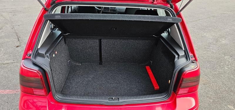 Gebraucht VW Golf 110 PS (80 kW) 2002 Rot Limousine