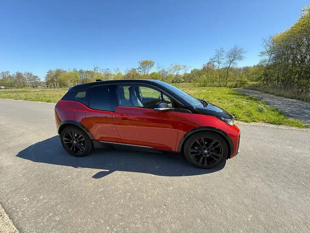 Gebraucht BMW i3 147 kW (200 PS) 2019 Rot Kleinwagen