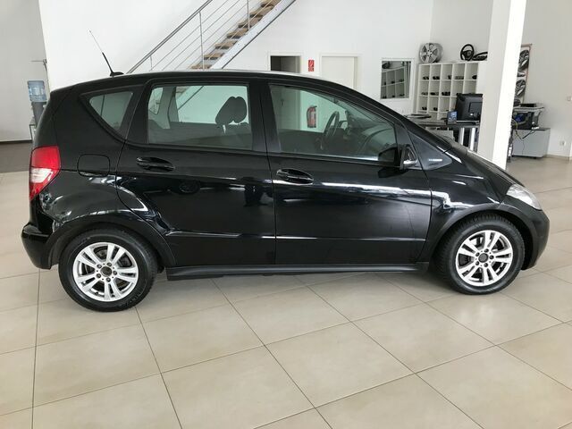 Gebraucht Mercedes A160 82 PS (60 kW) 2009 Schwarz Limousine