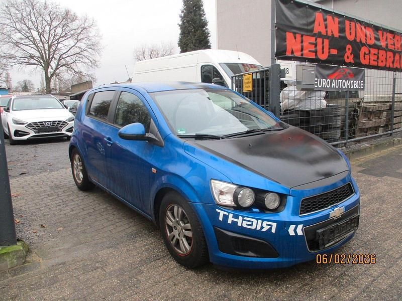 Gebraucht Chevrolet Aveo LT 101 PS (74 kW) 2012 Blau Kleinwagen