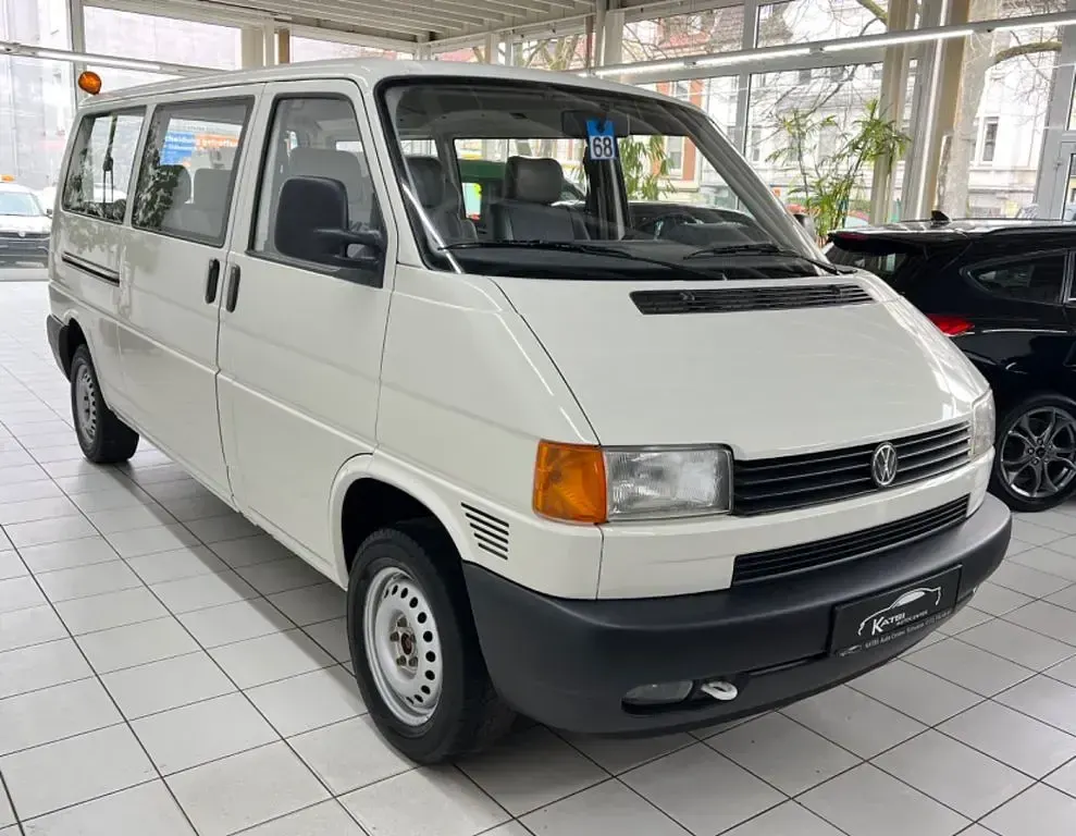 Second-hand VW Caravelle 75 CP (55 kW) 1998 Alb Van