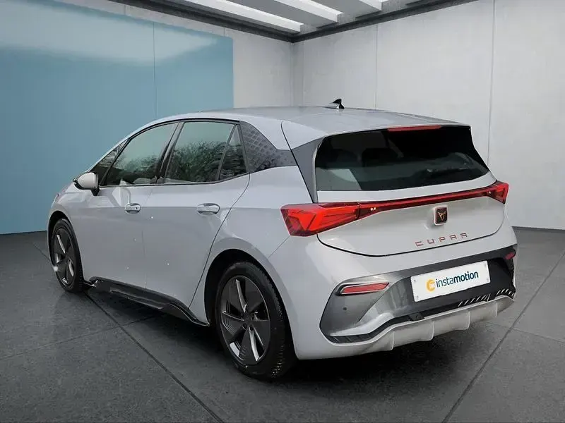Używany Cupra Born 150 kW (204 KM) 2023 Szary Hatchback