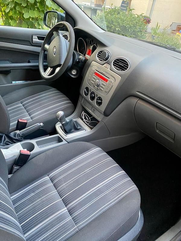 Gebraucht Ford Focus Style 80 PS (58 kW) 2008 Schwarz Limousine