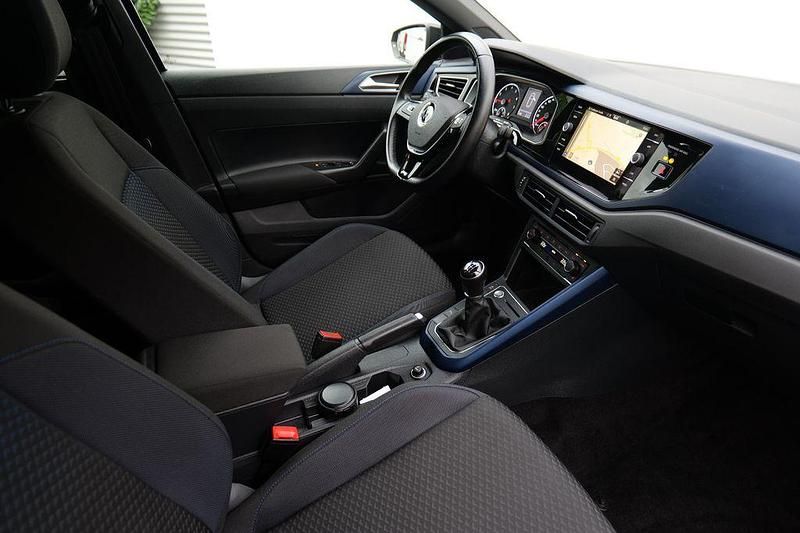 Gebraucht VW Polo United 110 PS (80 kW) 2021 Atlantik blue metallic Limousine