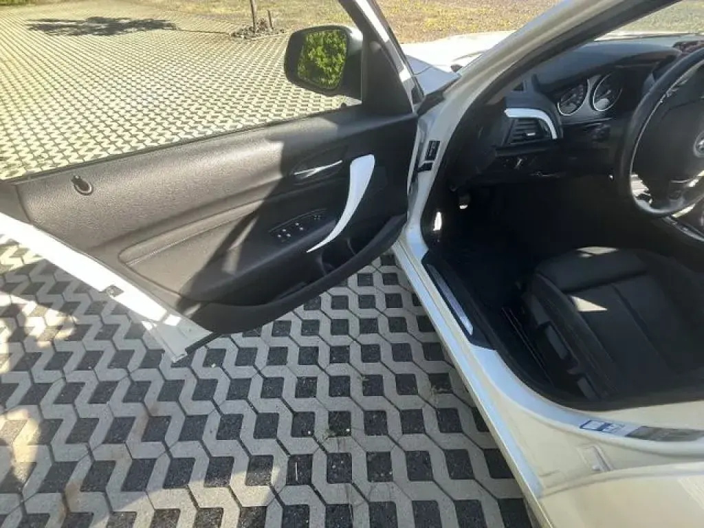 Gebraucht BMW 118 Sport Line 150 PS (110 kW) 2017 Weiß Kleinwagen