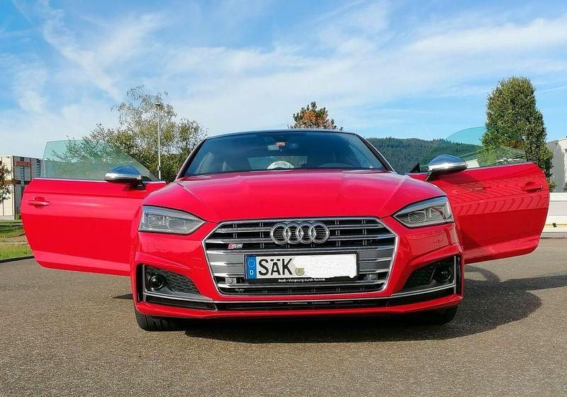 Gebraucht Audi S5 Sport 354 PS (260 kW) 2018 Rot Coupé