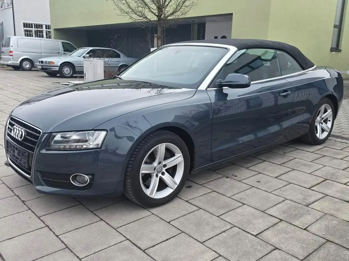 Usata Audi A5 Cabriolet Sport 239 CV (175 kW) 2010 Grigio Cabrio