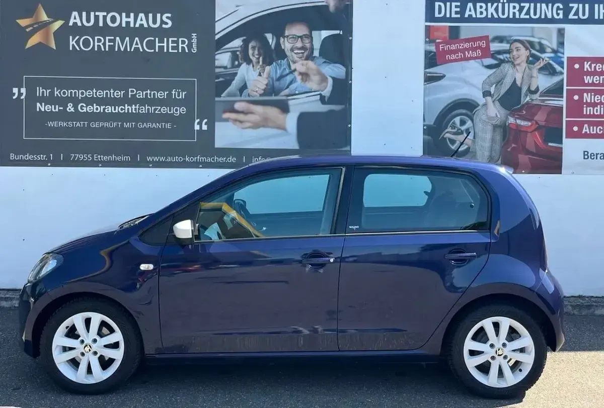 Gebraucht Skoda Citigo 60 PS (44 kW) 2015 Dark saphire (metallic) Kleinwagen