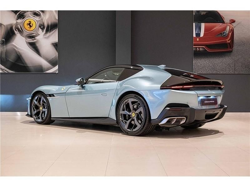 Gebraucht Ferrari 12 Cilindri 2025 Grün