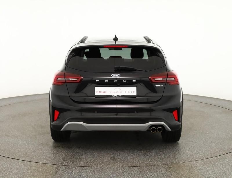 Gebraucht Ford Focus Active 125 PS (91 kW) 2023 Schwarz Limousine