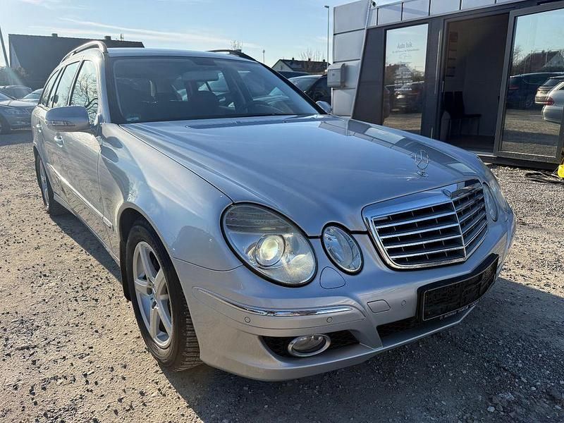 Gebraucht Mercedes E220 Elegance 170 PS (125 kW) 2008 Silber Kombi