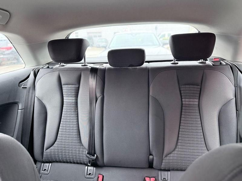 Gebraucht Audi A3 Ambiente 122 PS (89 kW) 2012 Grau Kleinwagen