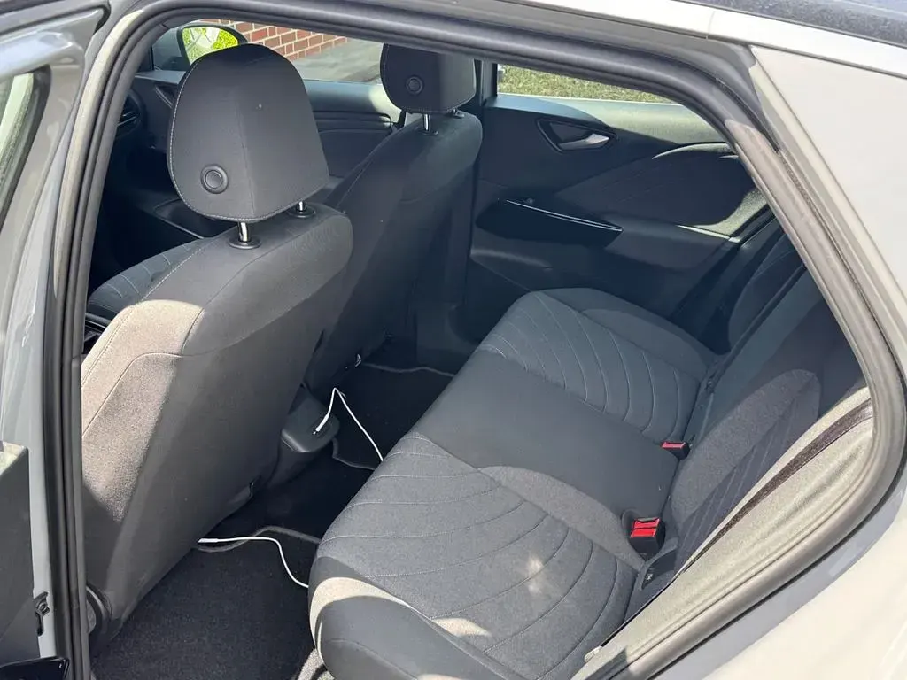 Second-hand VW ID.3 Pro 150 kW (204 CP) 2023 Gri Hatchback