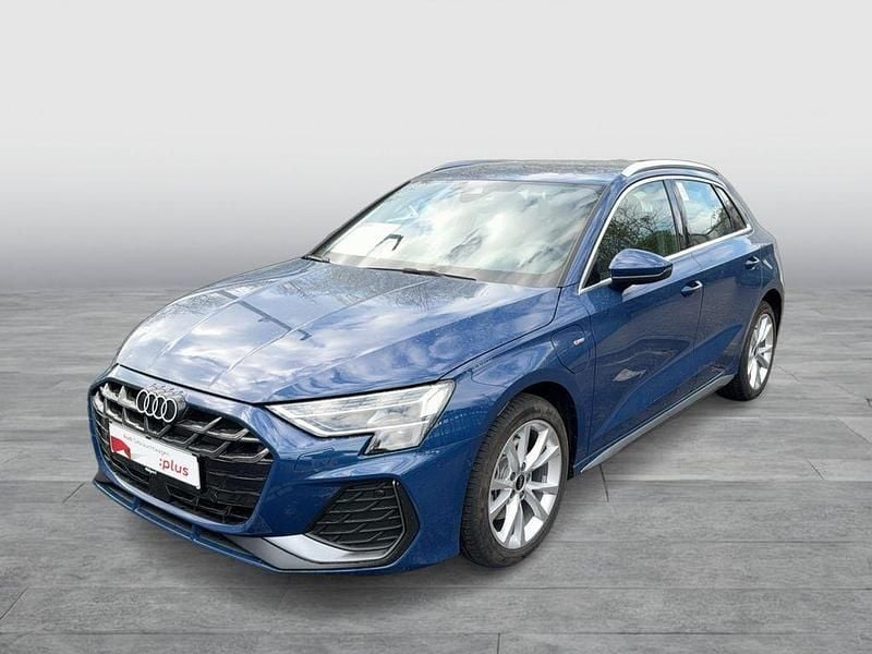 Gebraucht Audi A3 S-Line 204 PS (150 kW) 2025 Blau Limousine