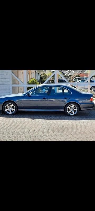 Gebraucht BMW 525 193 PS (141 kW) 2002 Blau Limousine