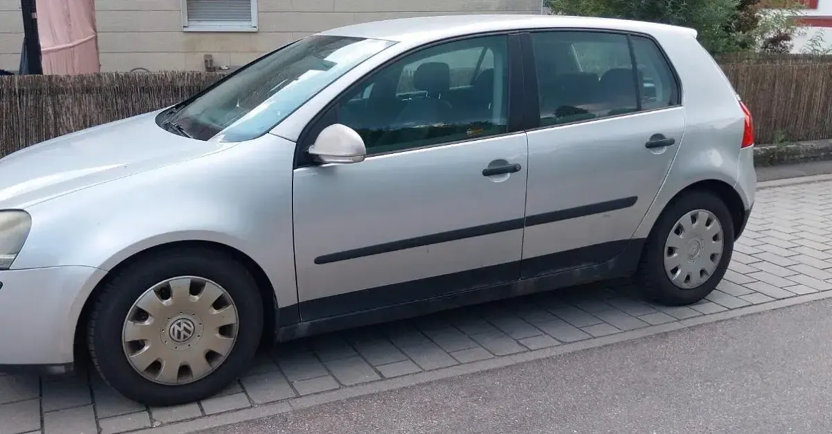 Gebraucht VW Golf IV 105 PS (77 kW) 2004 Silber Limousine
