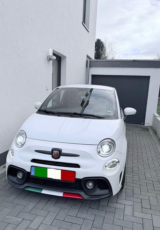 Gebraucht Abarth 595 Competizione 179 PS (131 kW) 2017 Weiß Kleinwagen