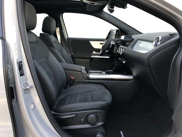 Usata Mercedes GLA200 163 CV (119 kW) 2025 Grigio SUV