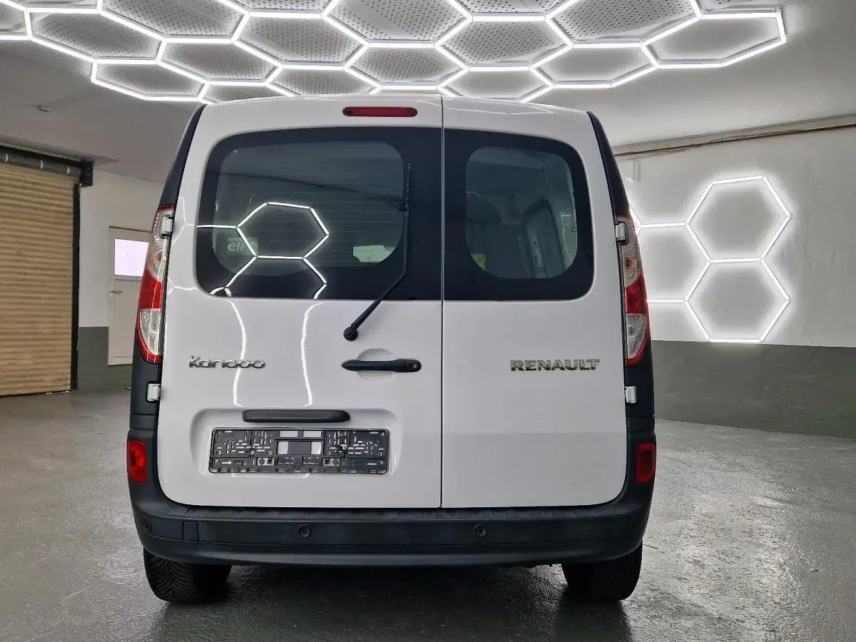 Gebraucht Renault Kangoo 110 PS (80 kW) 2018 Weiß Van / Kleinbus