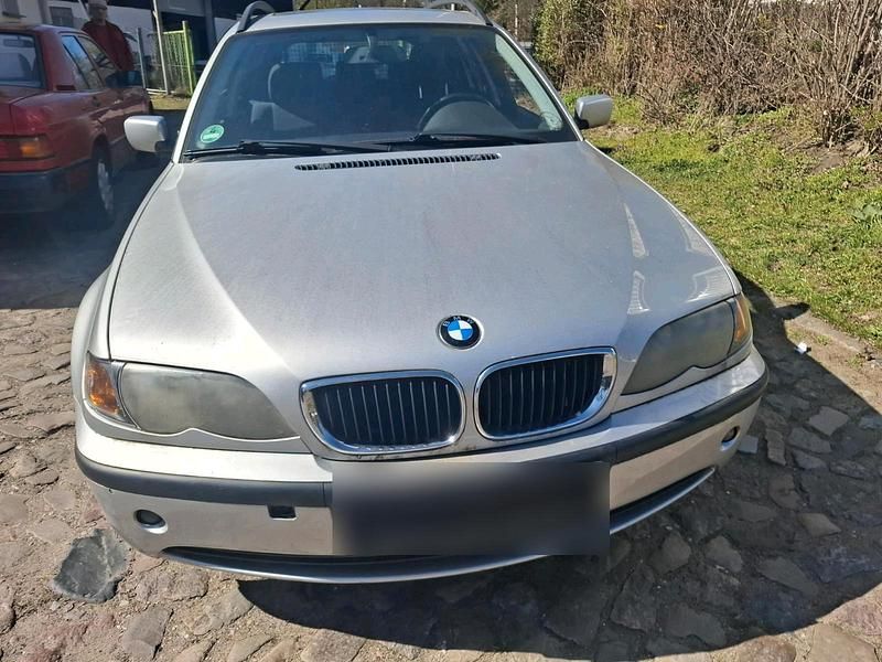 Gebraucht BMW 318 143 PS (105 kW) 2005 Silber Kombi