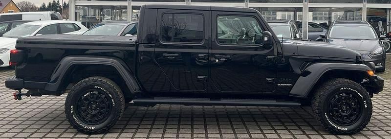 Gebraucht Jeep Gladiator 264 PS (194 kW) 2024 Schwarz Abholung