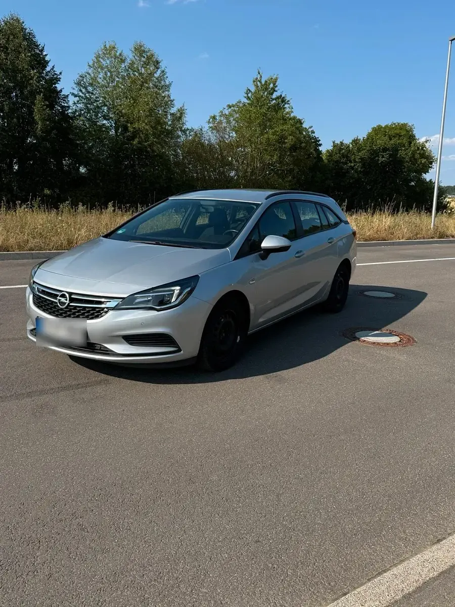 Gebraucht Opel Astra 105 PS (77 kW) 2019 Silber Kombi