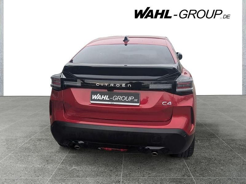 Gebraucht Citroën C4 PureTech 131 PS (96 kW) 2025 Rot Limousine