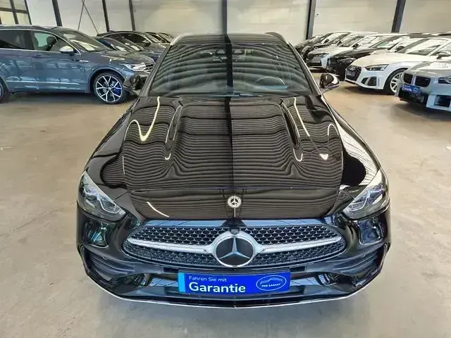Gebraucht Mercedes C300 AMG line 288 PS (211 kW) 2025 Schwarz/baltic black Kombi