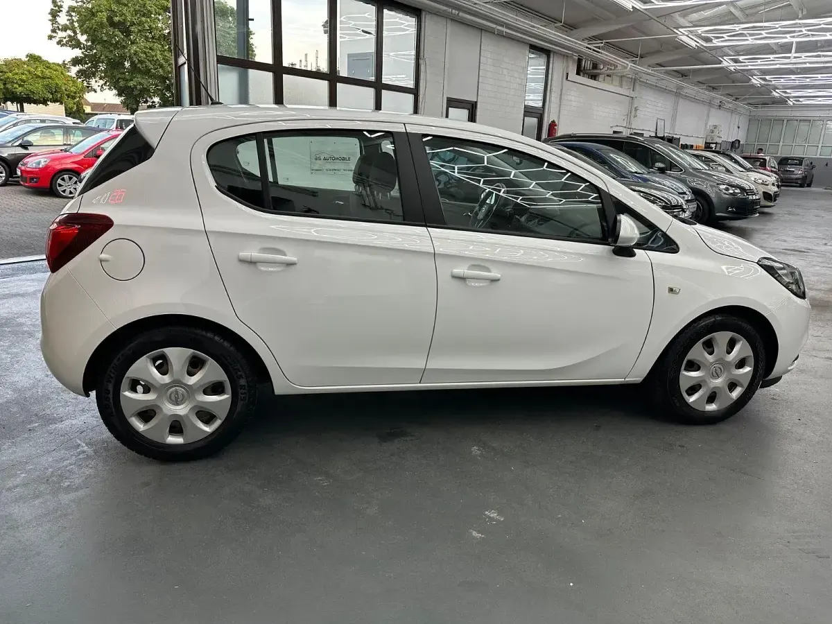 Gebraucht Opel Corsa Edition 90 PS (66 kW) 2015 Weiß Kleinwagen