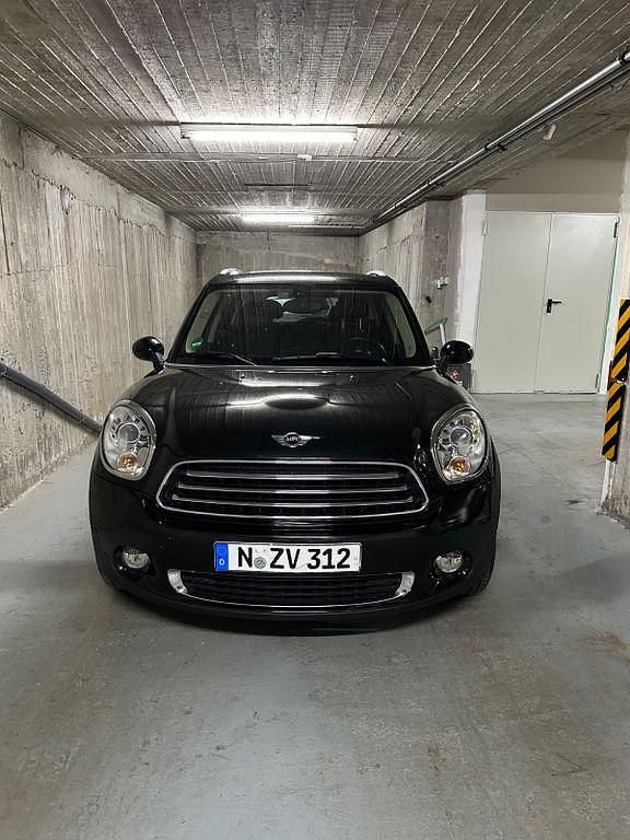 Schwarz Gebraucht 2013 Mini Cooper D Countryman SUV | 7.900 € (Fairer Preis) - Bild 1/4