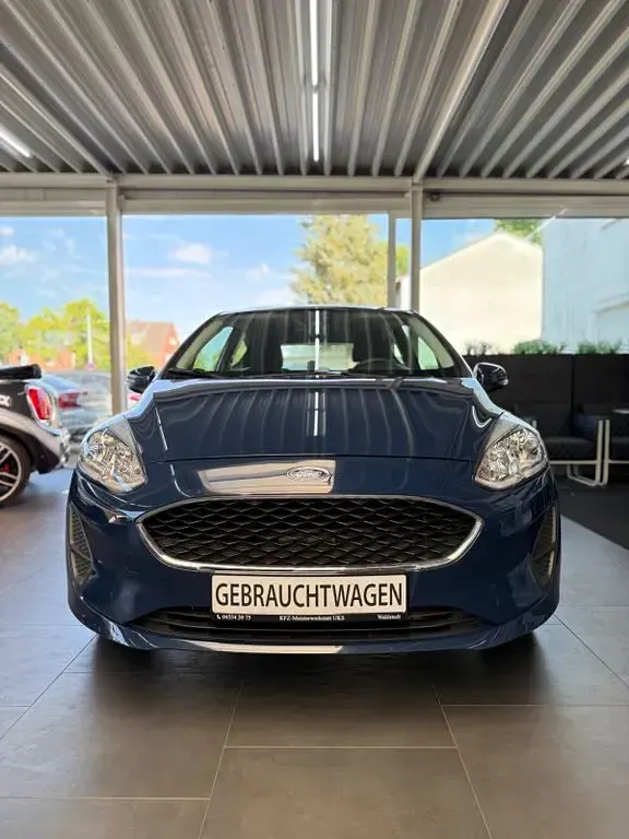 Gebraucht Ford Fiesta Trend 71 PS (52 kW) 2018 Blau Kleinwagen