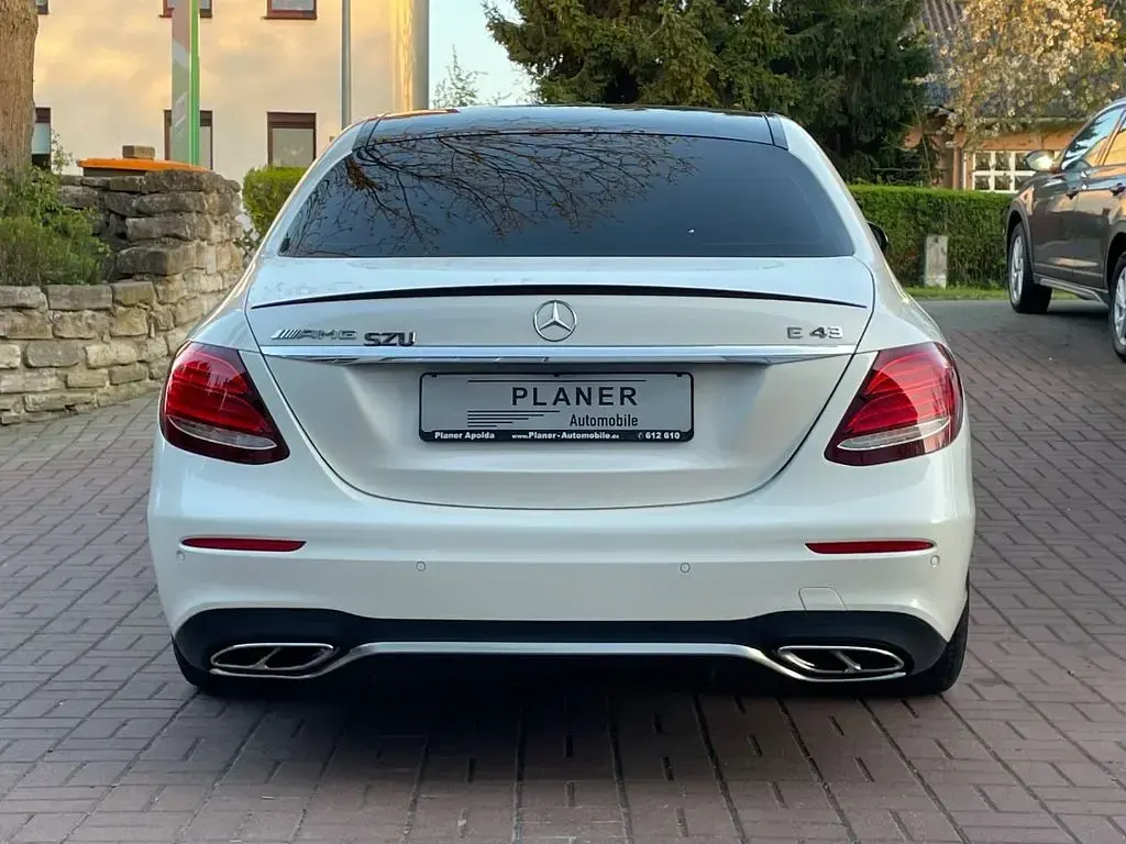 Gebraucht Mercedes E43 AMG AMG 401 PS (294 kW) 2018 Weiß Limousine