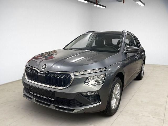 Grau Neu 2025 Skoda Kamiq Selection SUV | 27.950 € (Fairer Preis) - Bild 1/4