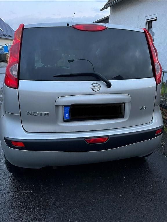 Gebraucht Nissan Note Acenta 86 PS (63 kW) 2006 Silber Kleinwagen