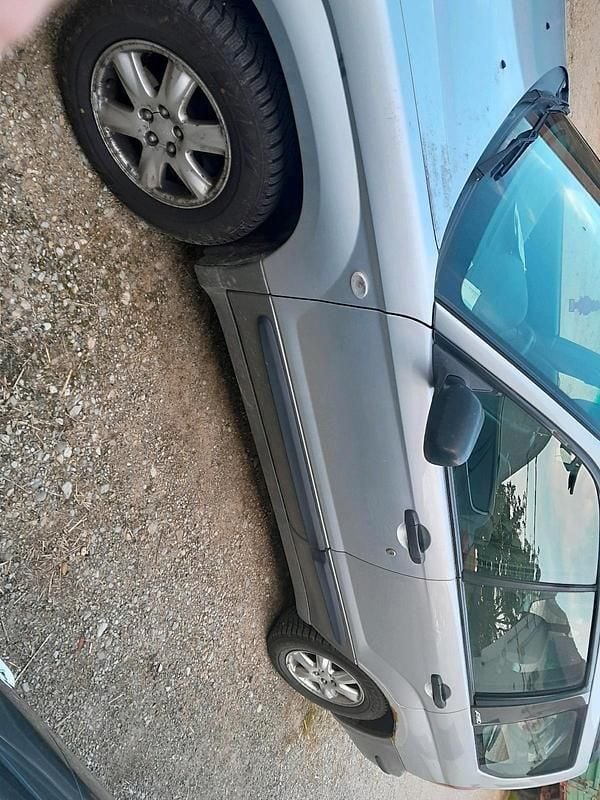Silber Gebraucht 2004 Subaru Forester SUV | 1.000 € (Superpreis) - Bild 1/4