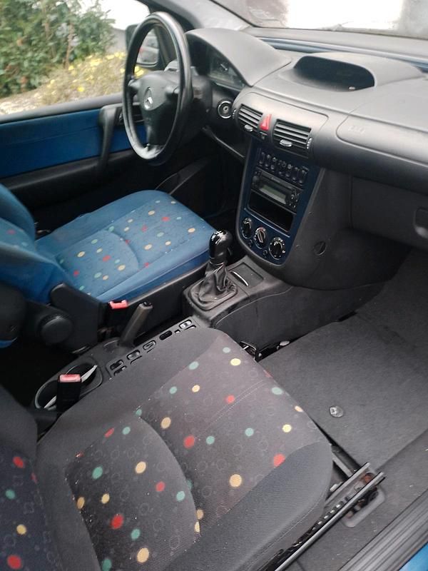 Gebraucht Ford Fiesta 60 PS (44 kW) 2009 Rot Kleinwagen